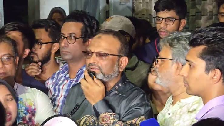 হলে ছাত্ররাজনীতি নিষিদ্ধ থাকবে, জানালেন ঢাবি উপাচার্য